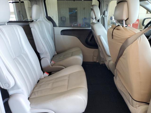 Photo 11 from auction – 2013 CHRYSLER TOWN & COU with VIN 2C4RC1CG2DR606909
