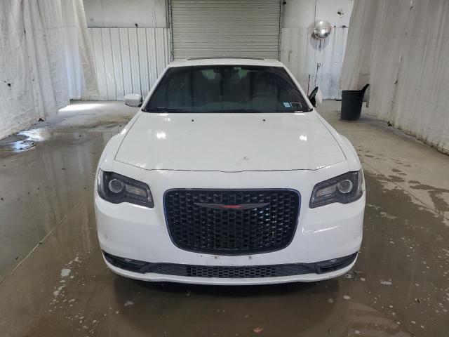 Photo 5 from auction – 2022 CHRYSLER 300 S with VIN 2C3CCABG7NH162817