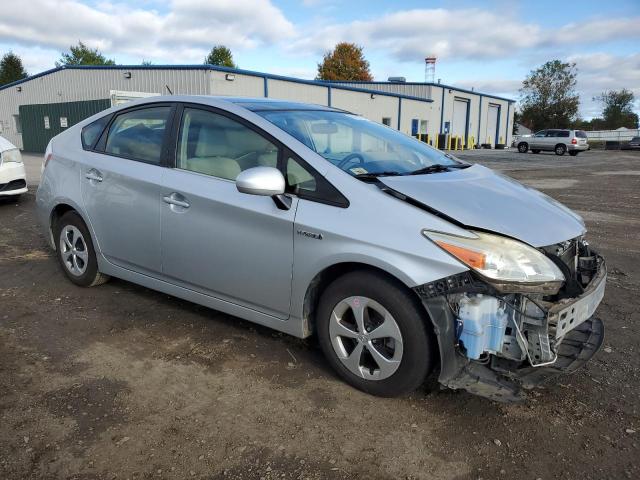 Photo 4 from auction – 2013 TOYOTA PRIUS with VIN JTDKN3DU2D1719128
