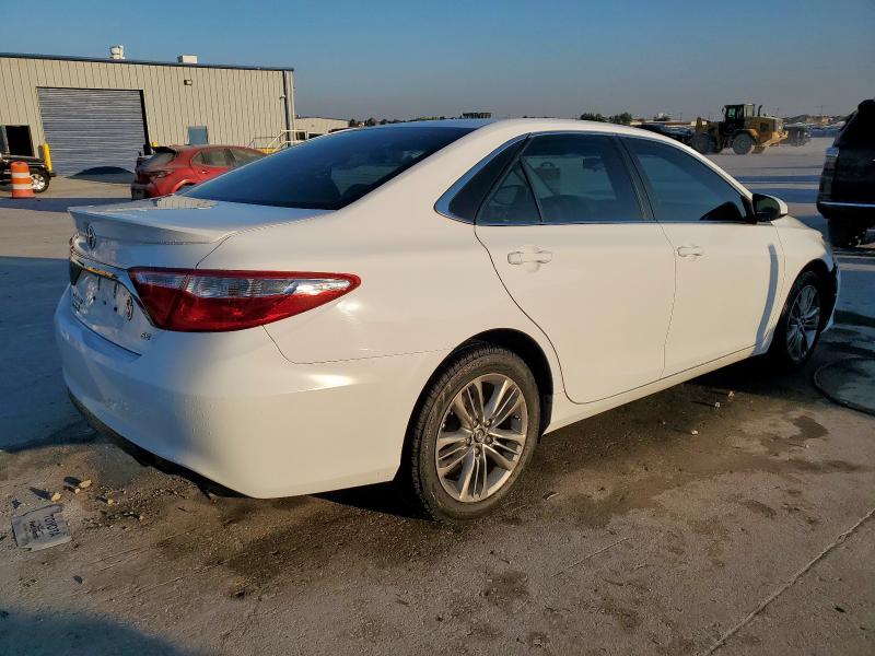 Photo 3 from auction – 2015 TOYOTA CAMRY LE with VIN 4T1BF1FKXFU995342