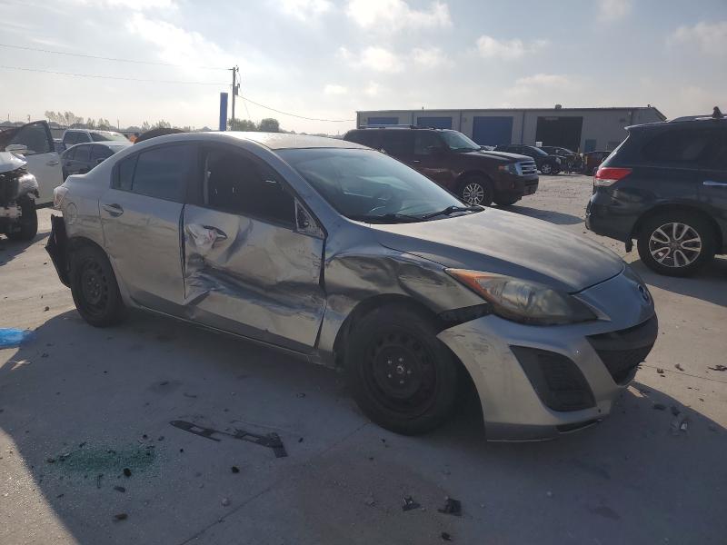 Photo 4 from auction – 2011 MAZDA 3 I with VIN JM1BL1UF0B1370964