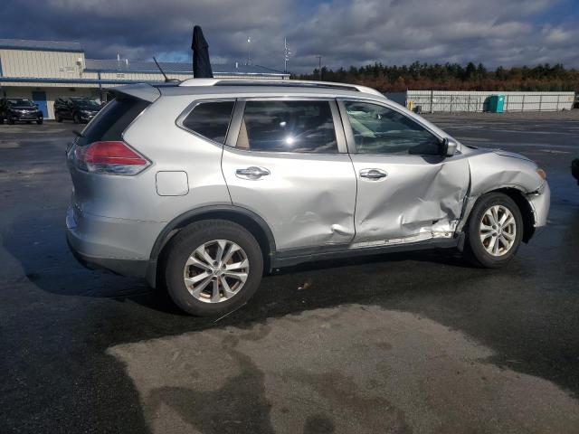 Photo 3 from auction – 2015 NISSAN ROGUE S with VIN KNMAT2MV2FP557991