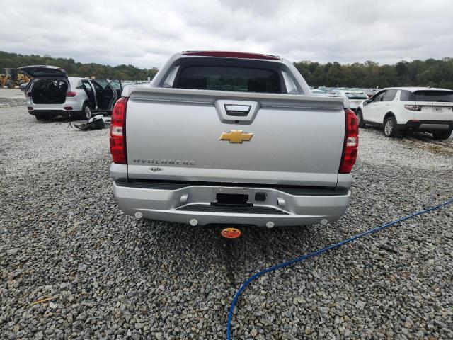 Photo 6 from auction – 2013 CHEVROLET AVALANCHE with VIN 3GNMCFE02DG208586