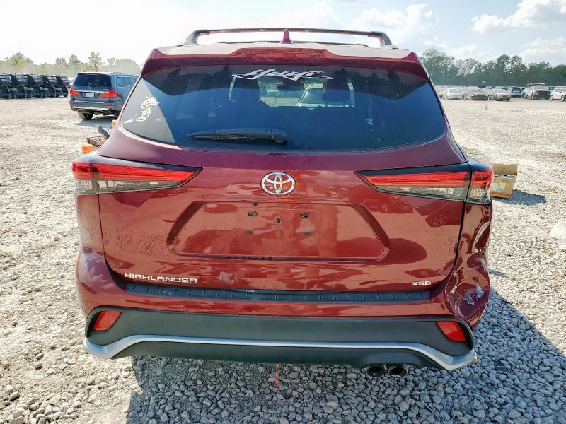 Photo 6 from auction – 2022 TOYOTA HIGHLANDER with VIN 5TDLZRAHXNS110215