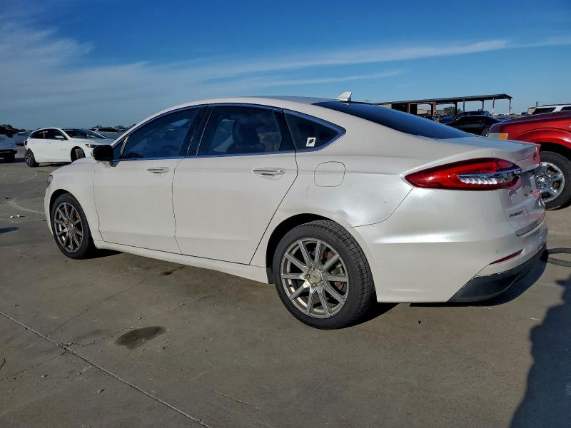 Photo 2 from auction – 2019 FORD FUSION SEL with VIN 3FA6P0CD3KR132103