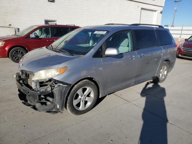 TOYOTA SIENNA LE 2011 with VIN 5TDKK3DCXBS089858 - Photo from auction
