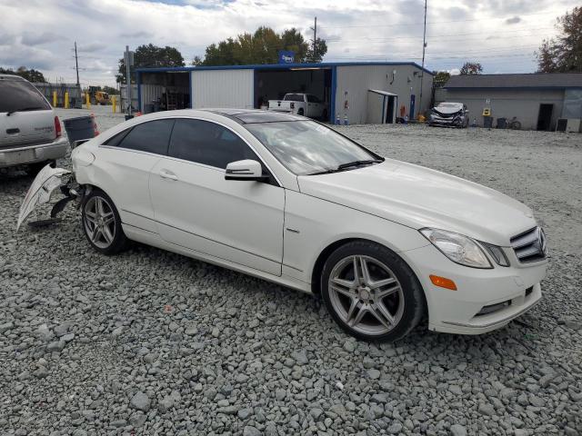 Photo 4 from auction – 2012 MERCEDES-BENZ E 350 with VIN WDDKJ5KB0CF148044