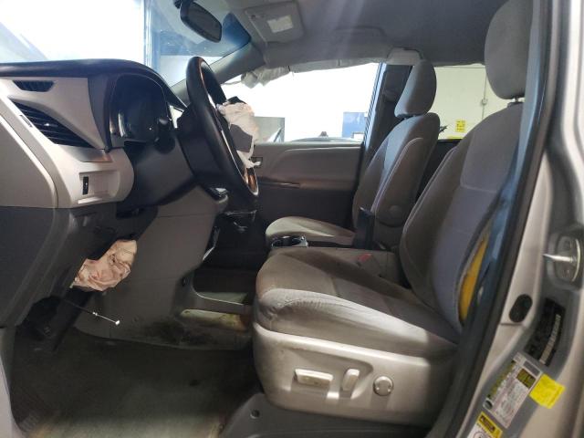 Photo 7 from auction – 2016 TOYOTA SIENNA LE with VIN 5TDKK3DC7GS729578