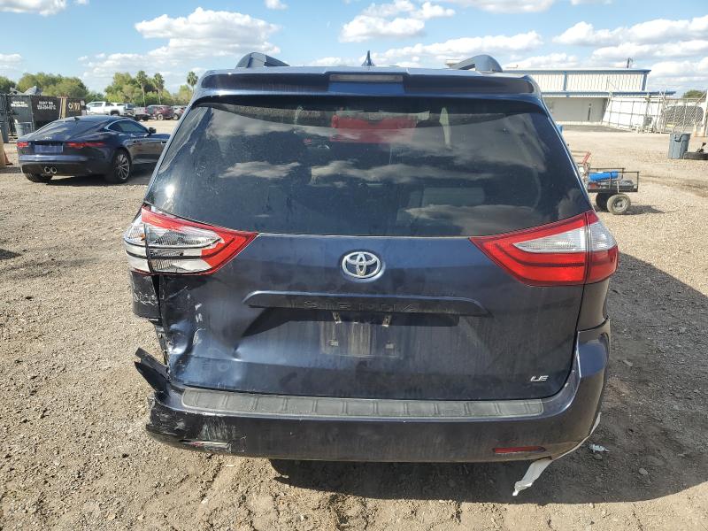 Photo 6 from auction – 2018 TOYOTA SIENNA LE with VIN 5TDKZ3DC6JS924719