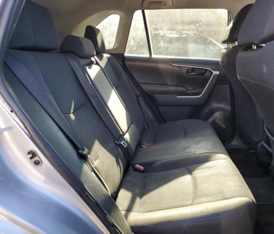 Photo 11 from auction – 2019 TOYOTA RAV4 LE with VIN 2T3H1RFVXKW037420
