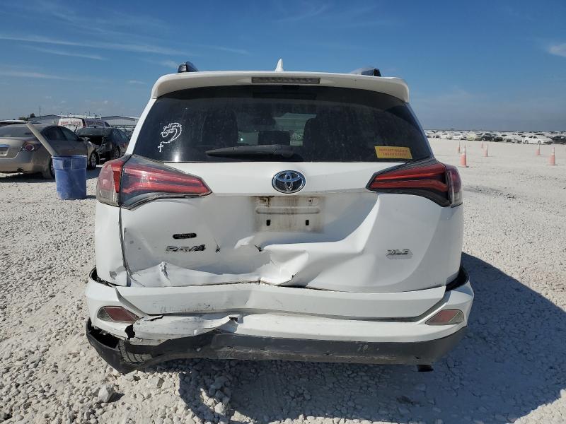 Photo 6 from auction – 2017 TOYOTA RAV4 XLE with VIN 2T3WFREV2HW317013