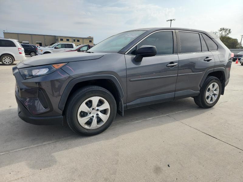 Photo 1 from auction – 2022 TOYOTA RAV4 LE with VIN 2T3F1RFV9NW319981