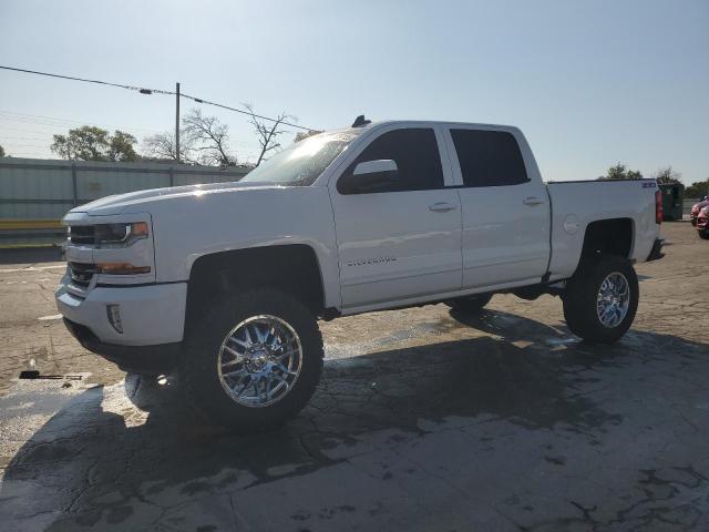 CHEVROLET SILVERADO 2017 with VIN 3GCUKREC0HG302284 - Photo from auction