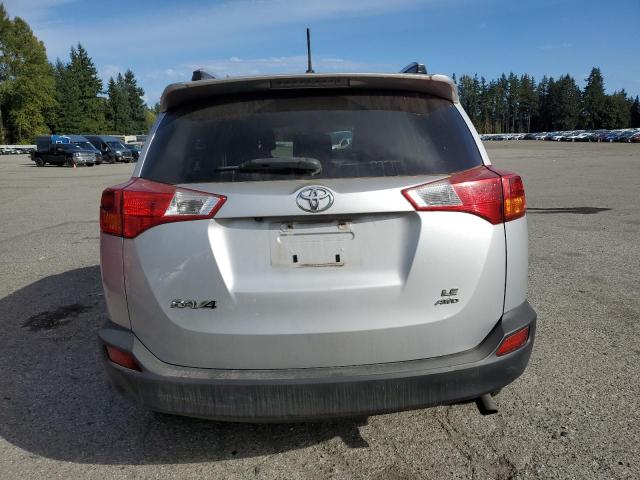 Photo 6 from auction – 2013 TOYOTA RAV4 LE with VIN JTMBFREV0D5001996