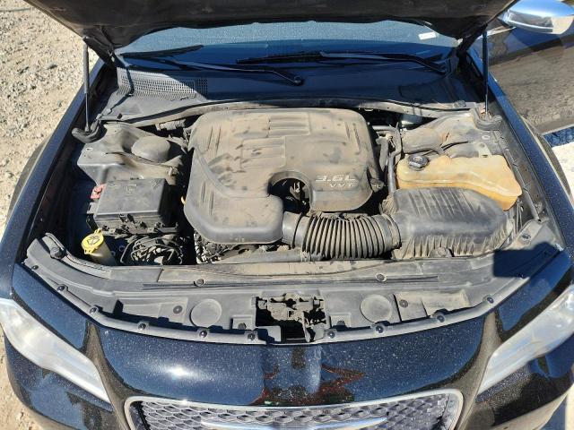 Photo 11 from auction – 2016 CHRYSLER 300C with VIN 2C3CCAEG4GH342948