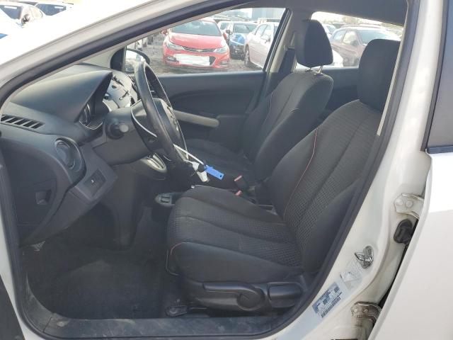 Photo 7 from auction – 2013 MAZDA MAZDA2 with VIN JM1DE1LY8D0158148