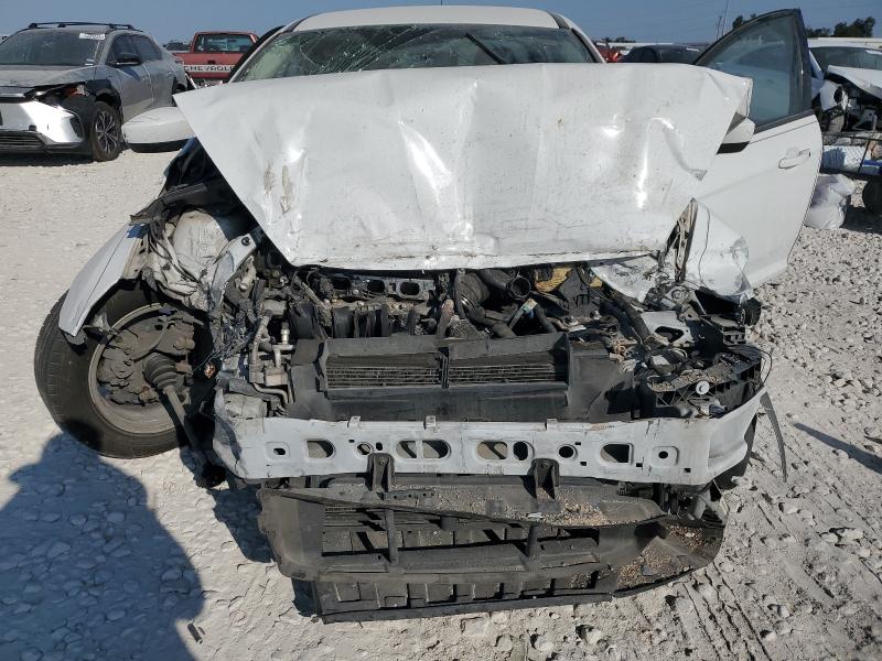 Photo 11 from auction – 2018 FORD FOCUS SE with VIN 1FADP3F29JL204387