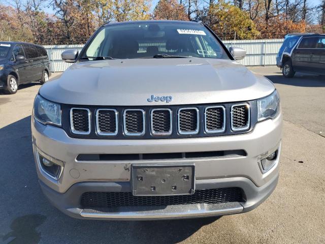 Photo 5 from auction – 2019 JEEP COMPASS LI with VIN 3C4NJDCB3KT740705