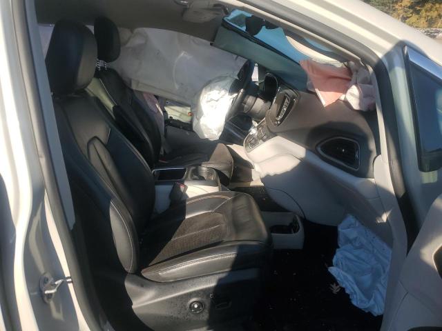 Photo 7 from auction – 2017 CHRYSLER PACIFICA with VIN 2C4RC1EG5HR668999