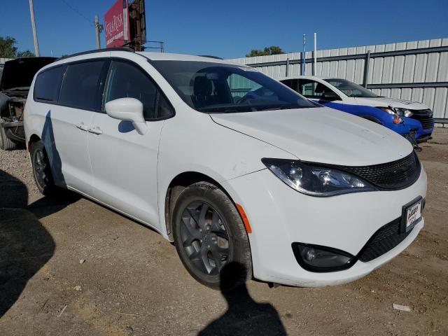 Photo 4 from auction – 2020 CHRYSLER PACIFICA TOURING L with VIN 2C4RC1BG7LR149367