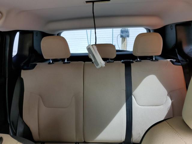 Photo 10 from auction – 2018 JEEP RENEGADE S with VIN ZACCJBAB3JPH21964