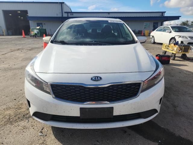 Photo 5 from auction – 2018 KIA FORTE LX with VIN 3KPFL4A79JE216930