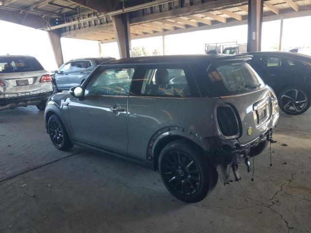 Photo 2 from auction – 2022 MINI COOPER SE with VIN WMW13DJ08N2R39844