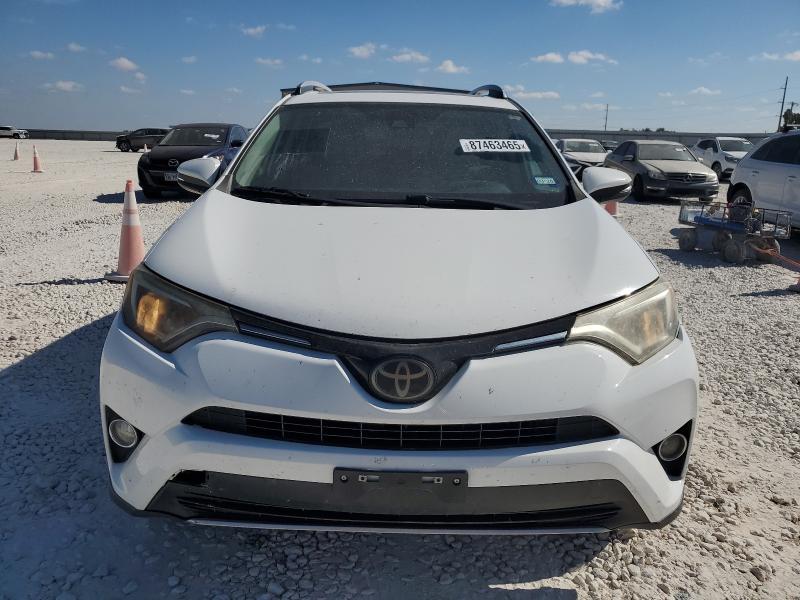 Photo 5 from auction – 2017 TOYOTA RAV4 XLE with VIN 2T3WFREV2HW317013