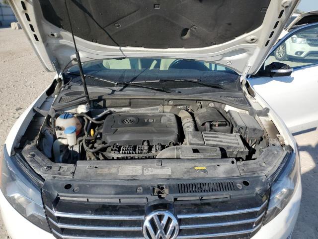 Photo 11 from auction – 2015 VOLKSWAGEN PASSAT S with VIN 1VWAS7A35FC106772