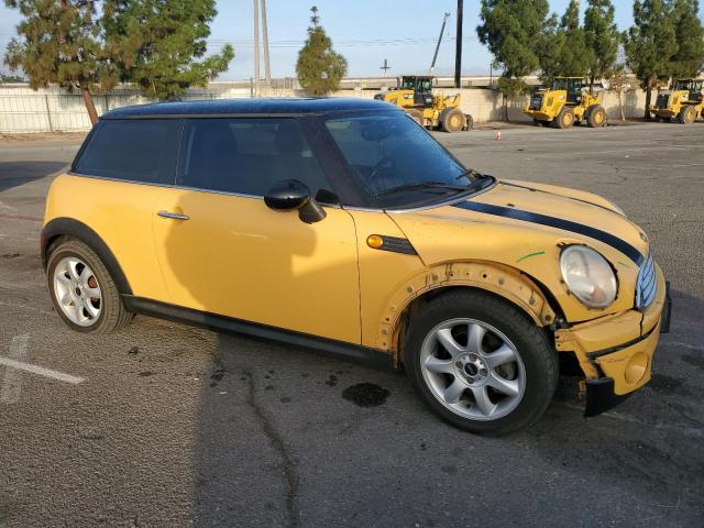 Photo 4 from auction – 2007 MINI COOPER with VIN WMWMF33557TT52828