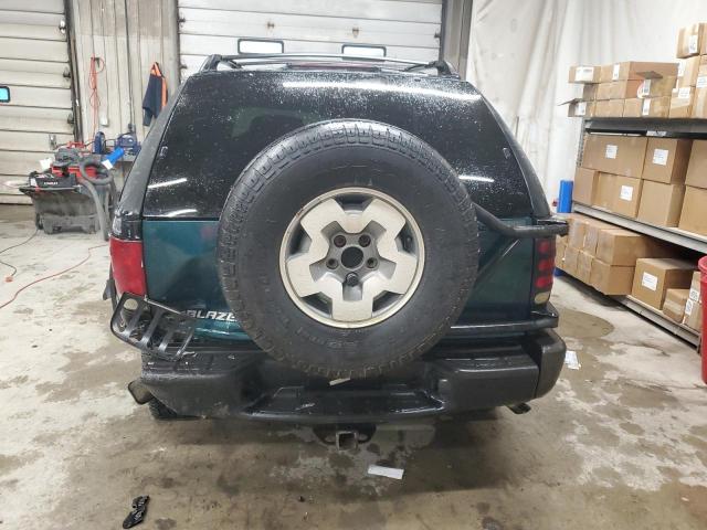 Photo 6 from auction – 2002 CHEVROLET BLAZER with VIN 1GNCT18WX2K213426