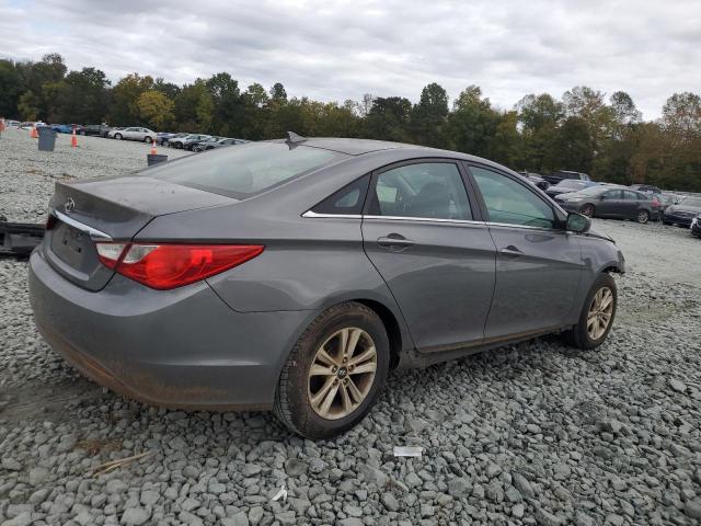 Photo 3 from auction – 2013 HYUNDAI SONATA GLS with VIN 5NPEB4AC8DH532590