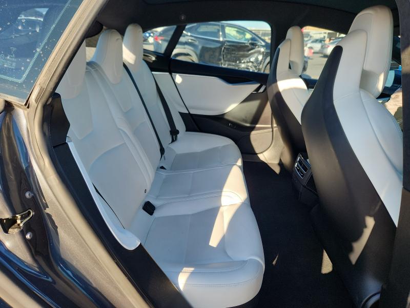 Photo 11 from auction – 2017 TESLA MODEL S with VIN 5YJSA1E14HF213169