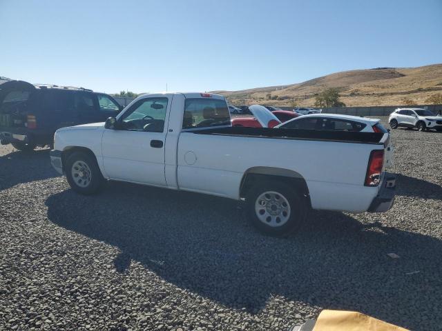 Photo 2 from auction – 2005 CHEVROLET SILVERADO with VIN 1GCEC14X95Z232173