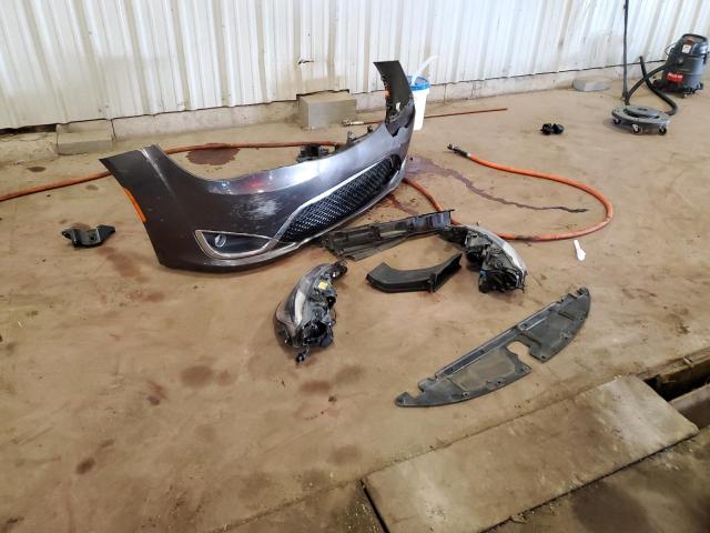 Photo 13 from auction – 2018 CHRYSLER PACIFICA with VIN 2C4RC1FG2JR355977