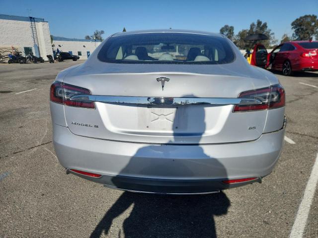 Photo 6 from auction – 2013 TESLA MODEL S with VIN 5YJSA1CN6DFP19585