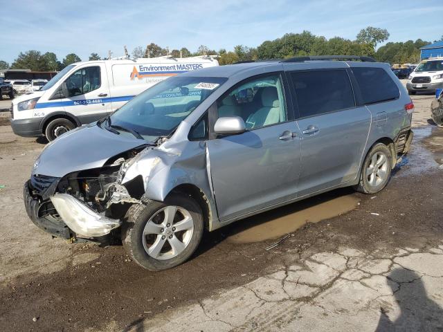 TOYOTA SIENNA LE 2013 with VIN 5TDKK3DC6DS354293 - Photo from auction