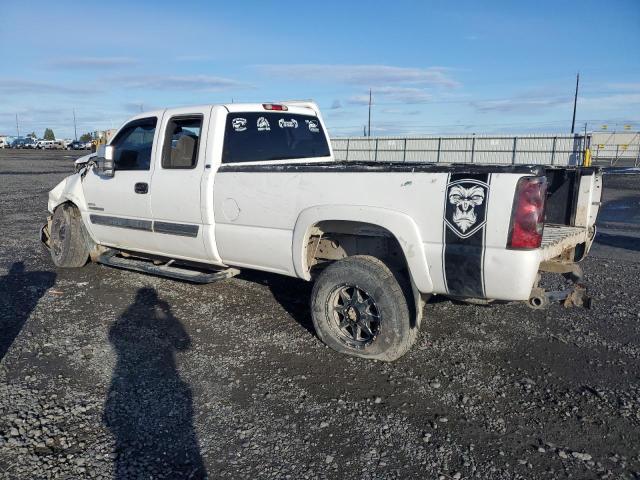 Фото 2 с аукциона – 2004 CHEVROLET SILVERADO с VIN 1GCHK292X4E331917