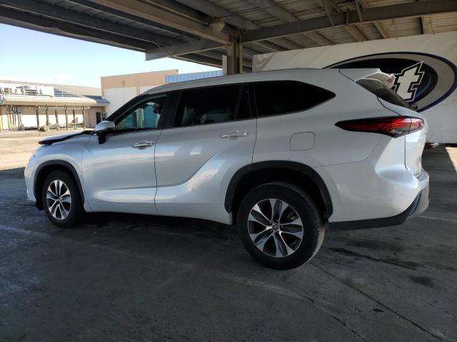 Photo 2 from auction – 2023 TOYOTA HIGHLANDER L with VIN 5TDKDRAH4PS036254