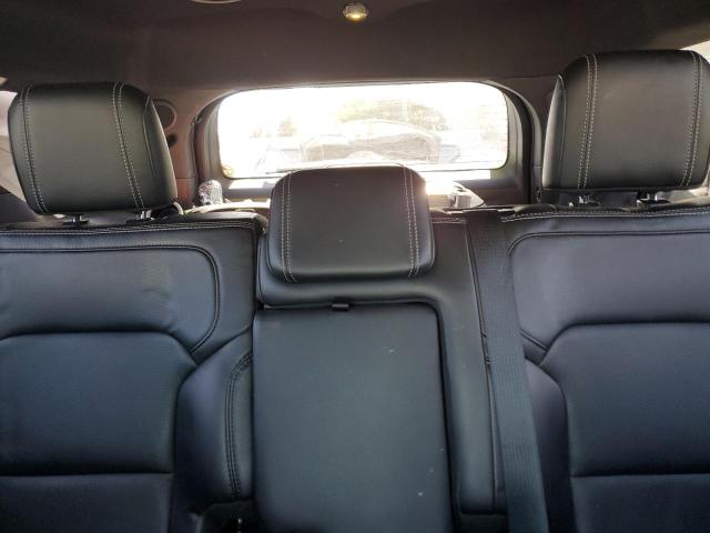 Photo 10 from auction – 2017 FORD EXPLORER L with VIN 1FM5K8F83HGC37379