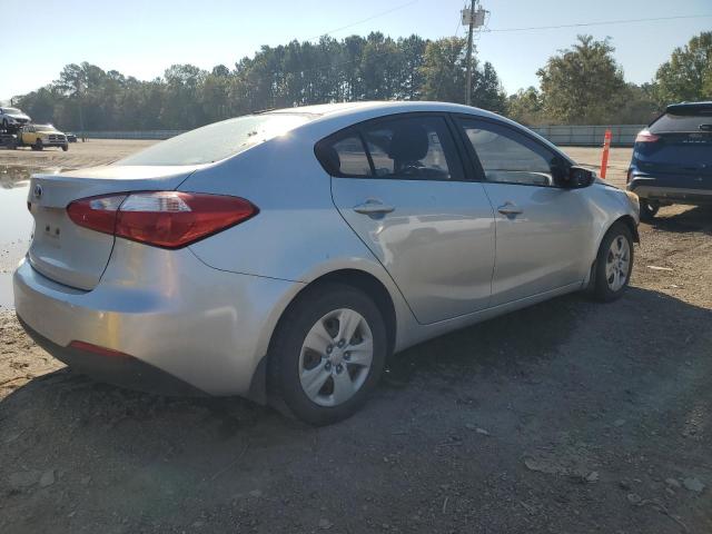 Photo 3 from auction – 2015 KIA FORTE LX with VIN KNAFX4A63F5330465