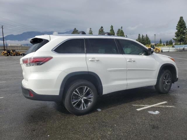 Photo 3 from auction – 2016 TOYOTA HIGHLANDER with VIN 5TDKKRFH3GS166539