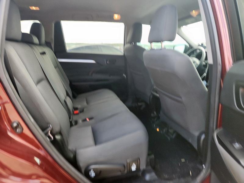 Photo 10 from auction – 2016 TOYOTA HIGHLANDER with VIN 5TDZKRFH9GS183523