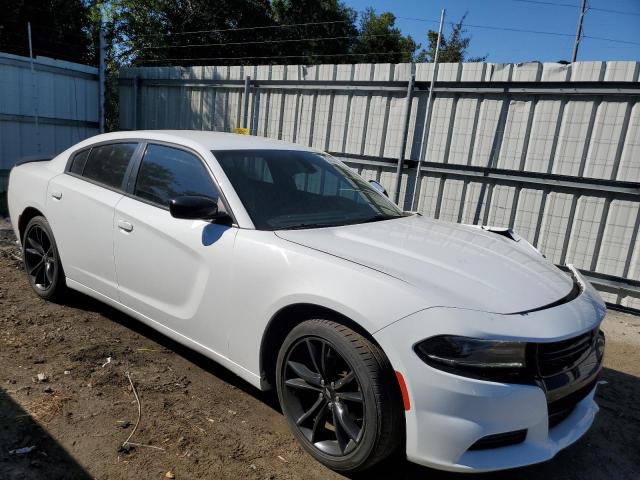Photo 4 from auction – 2017 DODGE CHARGER SE with VIN 2C3CDXBGXHH657324