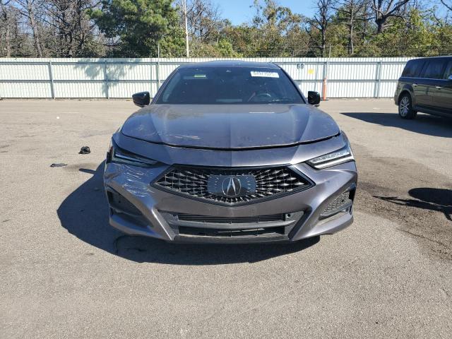 Photo 5 from auction – 2022 ACURA TLX TECH A with VIN 19UUB6F55NA001021