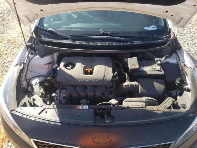 Photo 11 from auction – 2018 KIA FORTE LX with VIN 3KPFL4A70JE201409