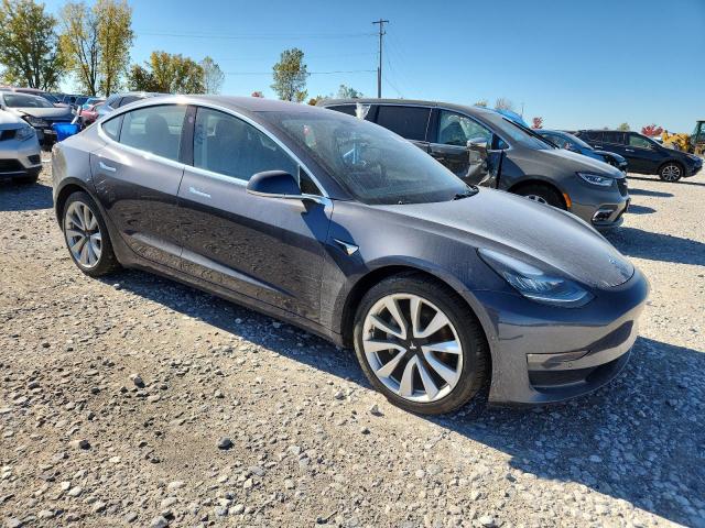 Photo 4 from auction – 2018 TESLA MODEL 3 with VIN 5YJ3E1EBXJF087374