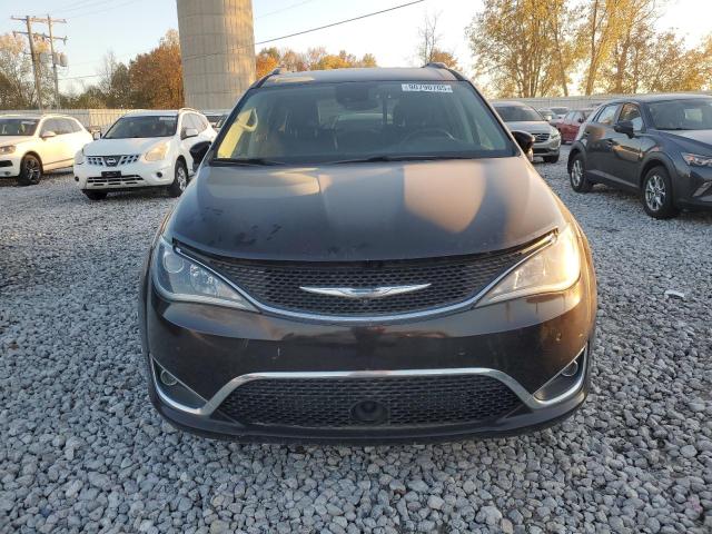 Photo 5 from auction – 2017 CHRYSLER PACIFICA T with VIN 2C4RC1EG0HR584850