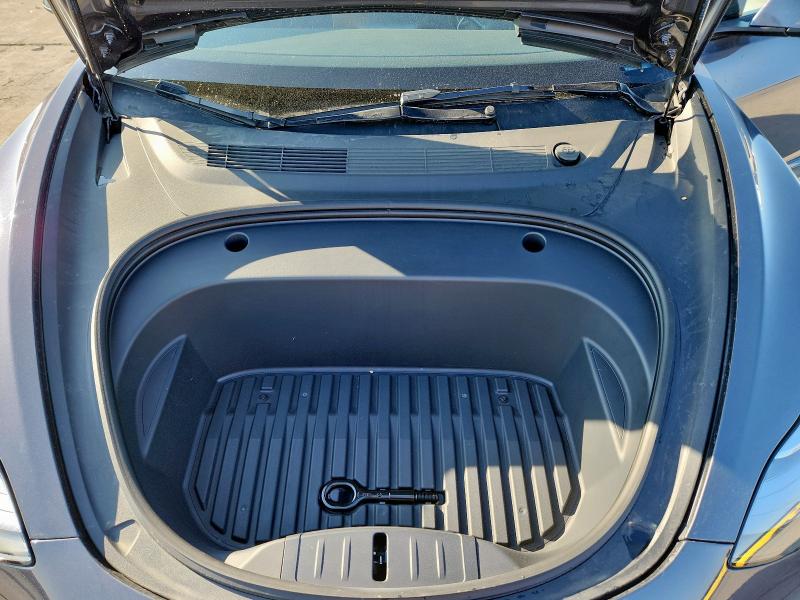 Photo 11 from auction – 2022 TESLA MODEL 3 with VIN 5YJ3E1EB0NF356231