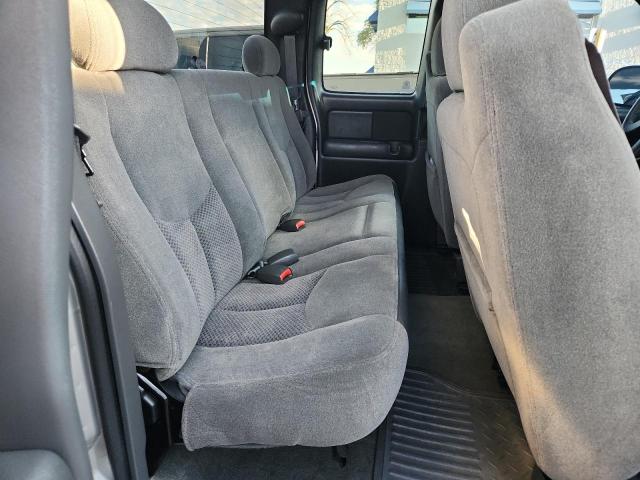 Photo 10 from auction – 2004 CHEVROLET SILVERADO with VIN 2GCEC19TX41125601
